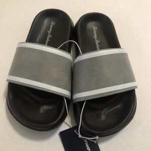 Tommy Bahama Kids Boys slide Slip On size 10/11 gray New Black/white/gray